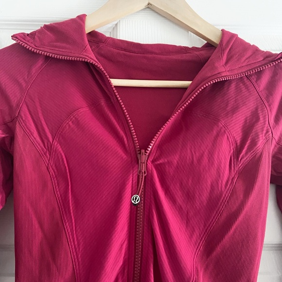 Lululemon | Lightweight reversible hoodie - Picture 4 of 8